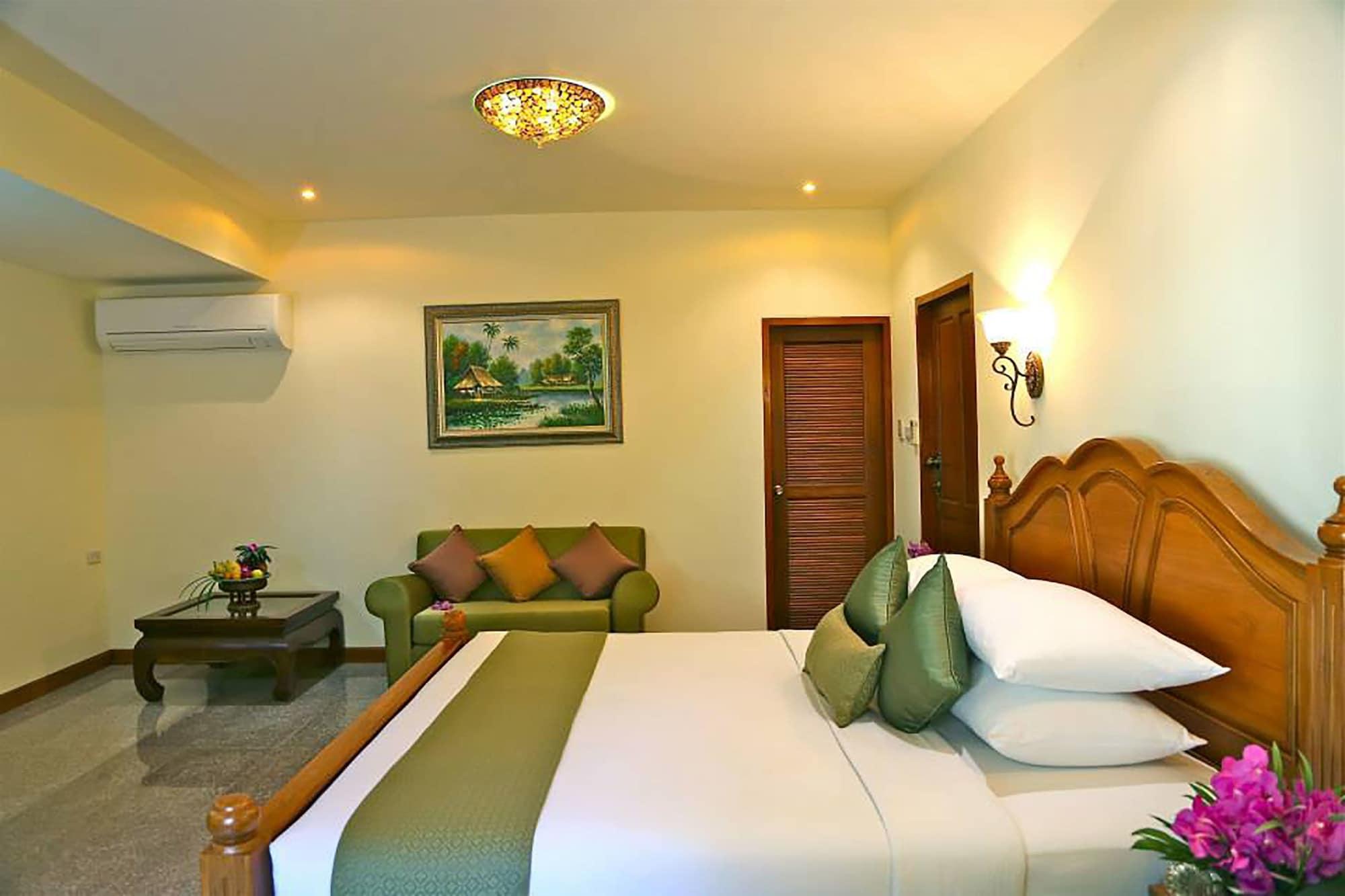 Oriental Siam Resort - Sha Extra Plus Certified Chiang Mai Bagian luar foto